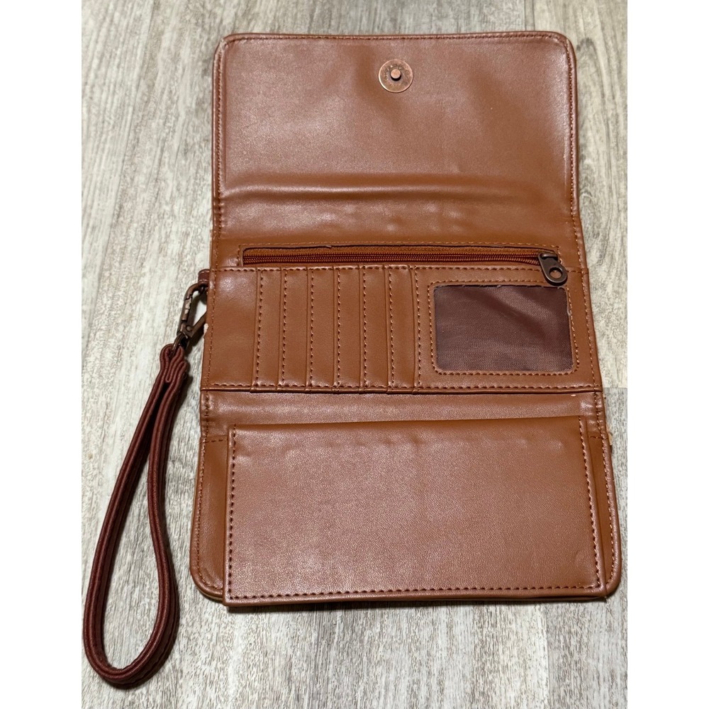 Blazin Roxx Laney Wallet. Some wear but still charming - Picture 6 of 7
